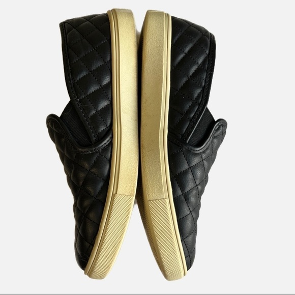 Steve Madden
Ecentrcq Sneaker Black Size 8 - Picture 4 of 9